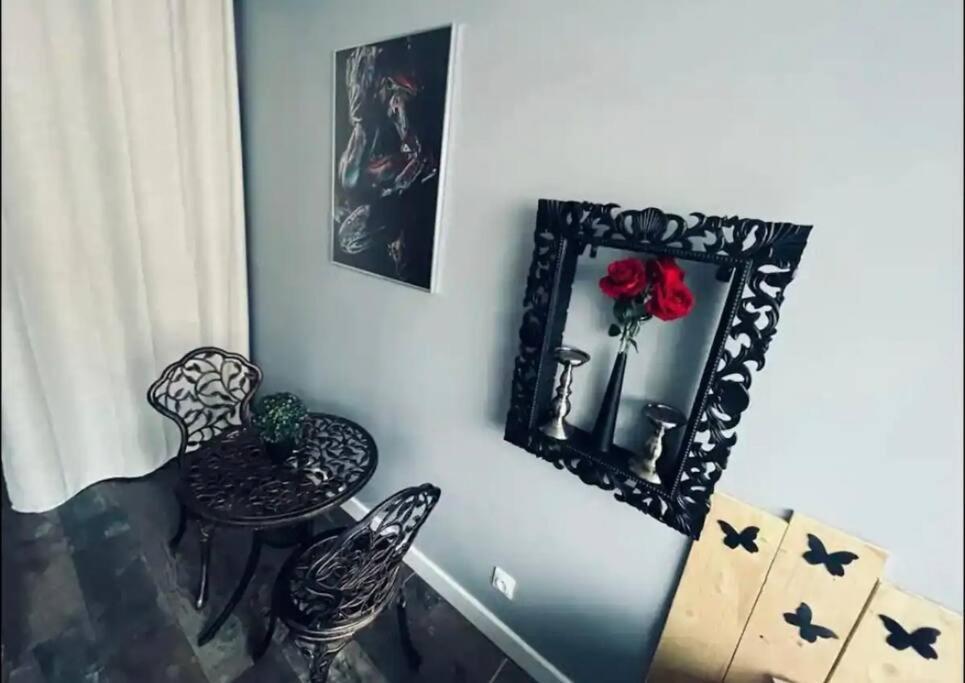 Apartment Orphelin Avec Balneo Proche Centre